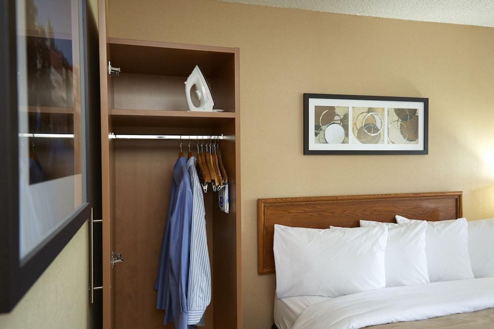 Comfort Inn Брантфорд Екстериор снимка