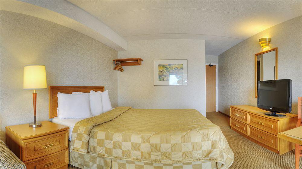 Comfort Inn Брантфорд Екстериор снимка