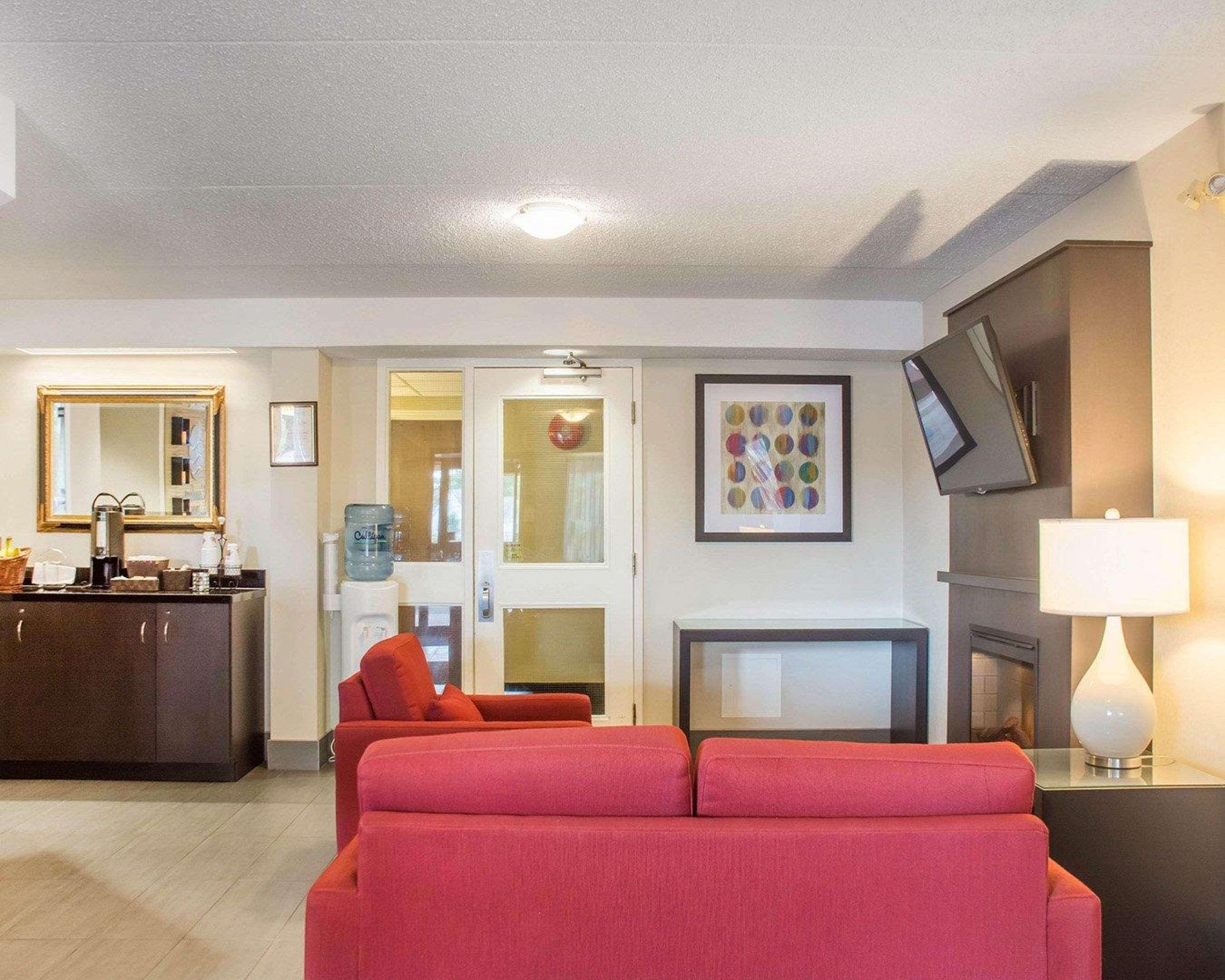 Comfort Inn Брантфорд Екстериор снимка